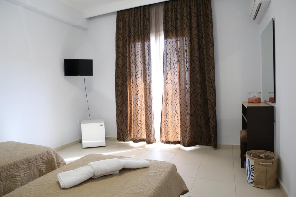 Vari Beach Hotel Екстер'єр фото