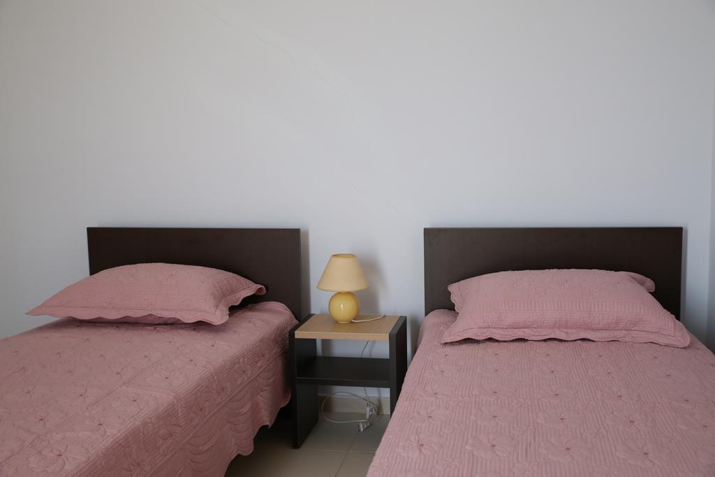 Vari Beach Hotel Екстер'єр фото